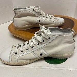 Louis Vuitton costed Canvas Chuck Sneakers